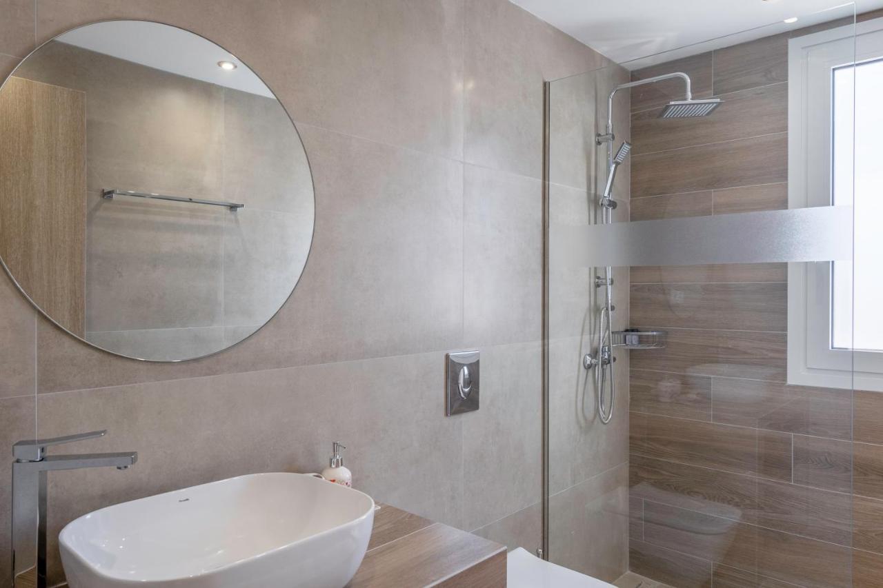 Divine 2br In The Heart Of Apartment